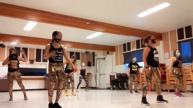 La Mordidita - Ricky Martin Feat Yotuel | Zumba Dance Fitness | Regina Saskatchewan смотреть онлайн