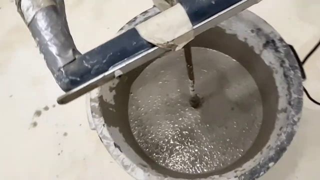 НАЛИВНОЙ ПОЛ В КВАРТИРЕ СВОИМИ РуКАМИ. НАЛИВНЫЕ ПОЛЫ ПОД ЛИНОЛЕУМ. смотреть онлайн