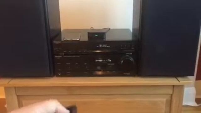 Technics Stereo system with Logitech Wireless adaptor and extras смотреть онлайн