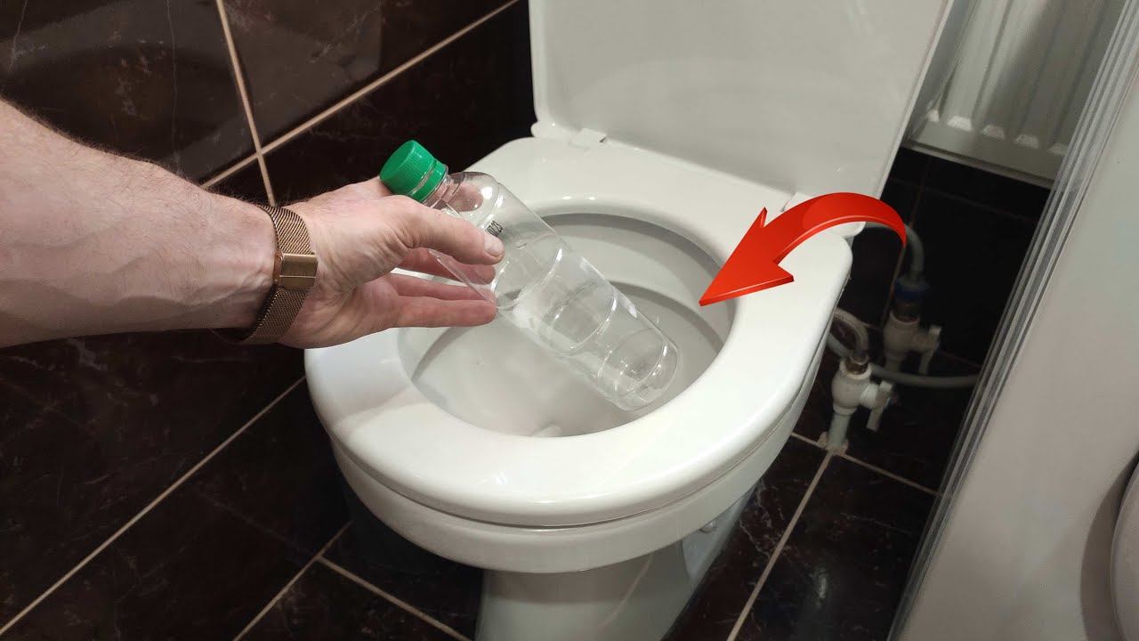 Опустите пластиковую бутылку в унитаз! Блестящая идея, сделанная своими руками смотреть онлайн