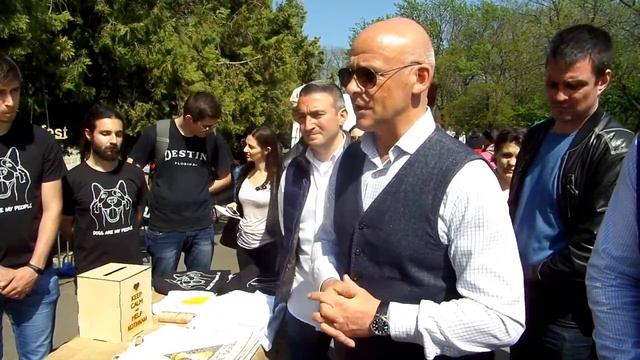 Мэр Одессы: в горсовете работают люди, а не бэтмены смотреть онлайн