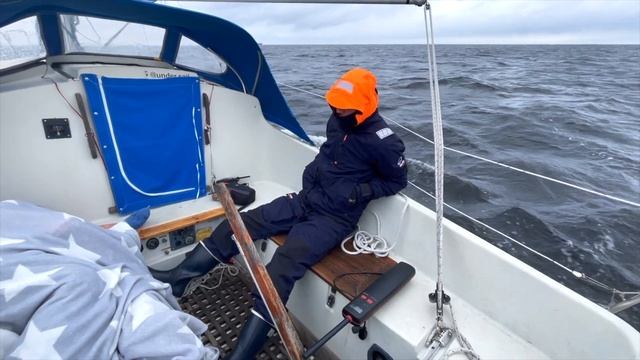 Переход из Приморска в Кронштадт. Видеодневник экспедиции. День 2 смотреть онлайн