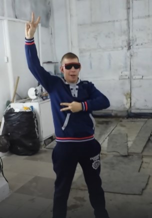 Валерка жгёт. смотреть онлайн