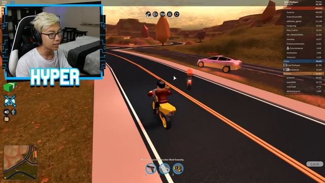 MOTORCYCLE BODY GLITCH VS MOTORCYCLE RACE!! (Roblox Jailbreak) смотреть онлайн