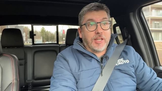 Combien coûte...la camionnette Nissan Frontier 2023 смотреть онлайн
