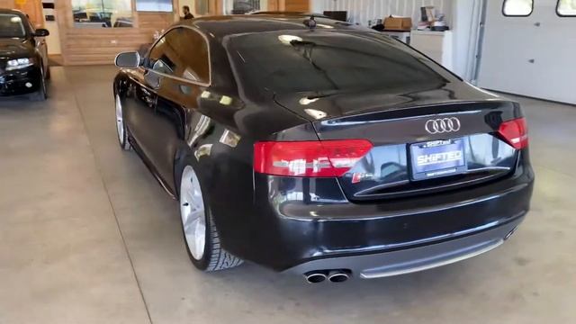 2011 Audi S5 смотреть онлайн