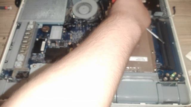 IMAC G5 - Czyli moja pierwsza styczność z APPLE?? смотреть онлайн