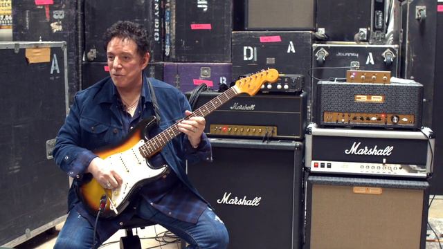 1967 Fender Stratocaster Sunburst Solid Body Electric Guitar, Serial #204879. смотреть онлайн