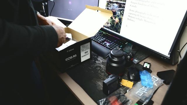 Unboxing the Canon EOS R5 #CanonR5 смотреть онлайн