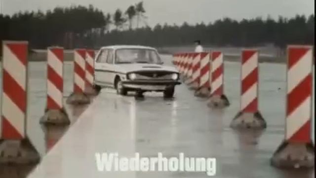 Audi 80 B1 Commercial смотреть онлайн