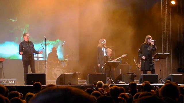 Who Loves The Sun - Tribute to Velvet Undergroud (Magnus Carlsson, Nina Persson, Ebbot Lundberg) смотреть онлайн