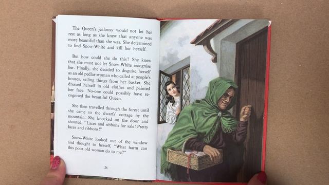 Snow White &the Seven Dwarfs. Ladybird смотреть онлайн