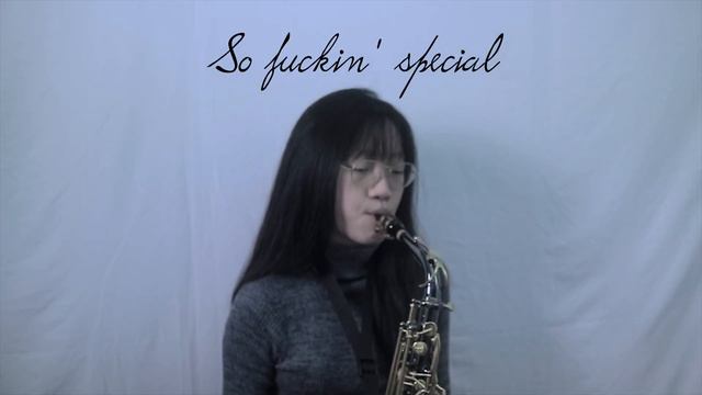 CREEP - RADIOHEAD (SAXOPHONE COVER BY JESHELYN HARTONO) смотреть онлайн