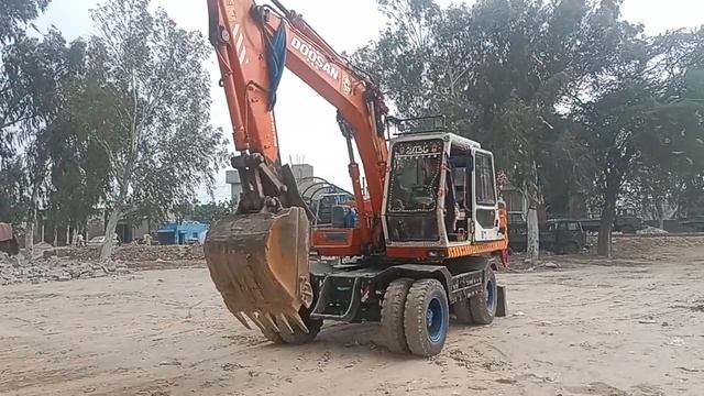 Muhammad Shahid Daewoo Solar 130-3 testing video смотреть онлайн