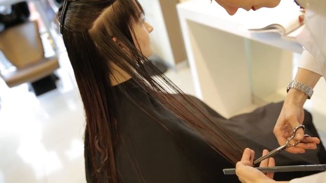 "Умная стрижка" и окрашивание омбре смотреть онлайн