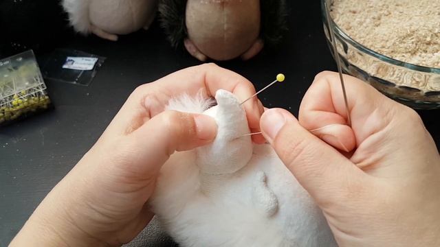 ШЬЕМ Цветущий ежик #03 УТЯЖКИ и ВЕКИ | Клубок Идей смотреть онлайн