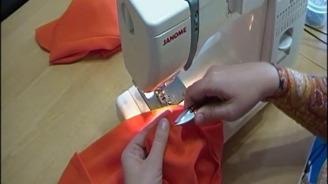 Секрет втачивания и вметывания рукавов. смотреть онлайн