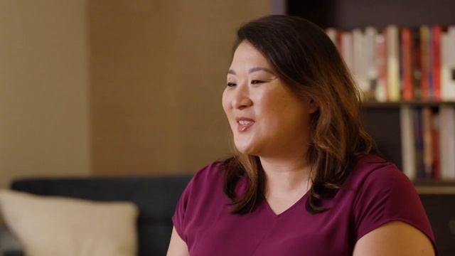 What Makes Oracle Cloud ERP and HCM Different смотреть онлайн