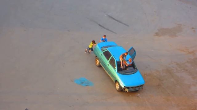 Дети угоняют авто смотреть онлайн