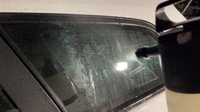 Стекло с водным камнем и остатками кварца смотреть онлайн