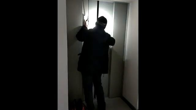 Врио губернатора ЕАО застрял в лифте смотреть онлайн