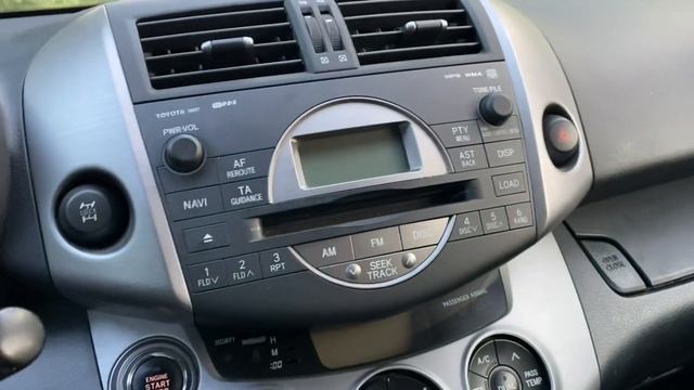 Установка aux, usb, Bluetooth в Toyota RAV4 2008 смотреть онлайн