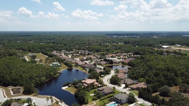 Drone Around Grey Hawk Community | Neighbors Midkiff and Cecil смотреть онлайн