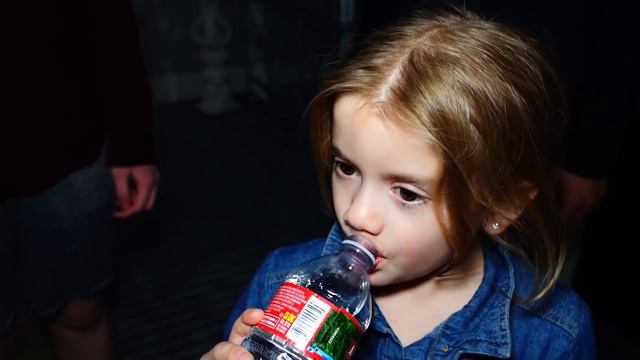 She Surprised Me | They Made Me Cry | She's Leaving Home смотреть онлайн