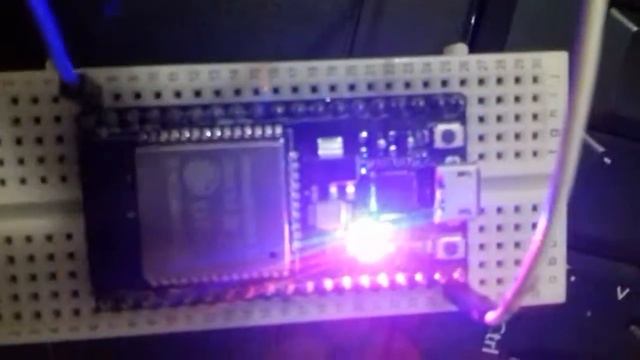 Node MCU WROOM 32 (ESP 8266 -12E) first blinking смотреть онлайн
