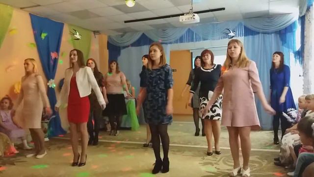 8 марта!Поздравление дочкам)) смотреть онлайн