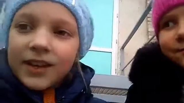 Звоним на случайные номера, которые нам диктовал Данил) смотреть онлайн