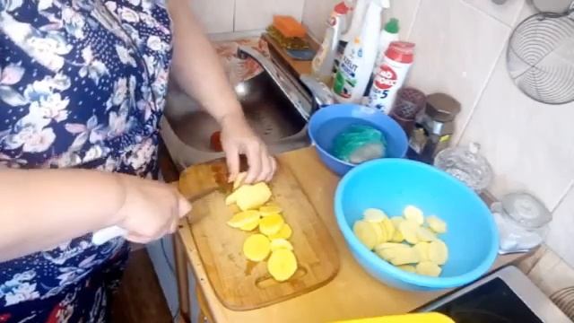 картошка с мясом/запечённая в духовке/быстро, просто, вкусно смотреть онлайн