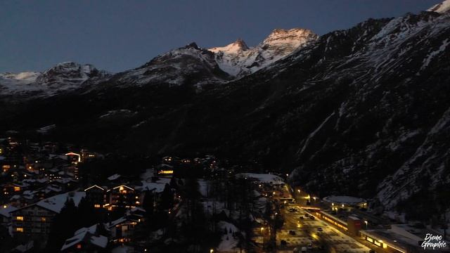 SAAS-FEE during WINTER: Swiss Glacier Village, Ski Resort, Switzerland [Full Travel Guide] смотреть онлайн