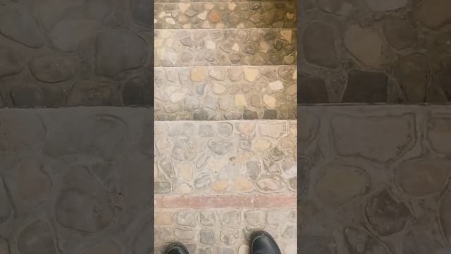 лестница, красивые ступеньки из 45 уголка облицованные камнем смотреть онлайн