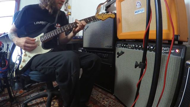 This Amp Nearly Bankrupted Me смотреть онлайн