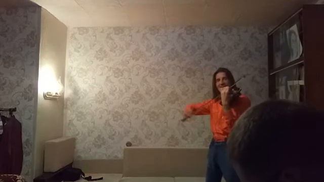 Партита 3 ми- мажор, Прелюд