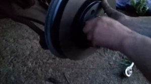 Reno fluence. Замена передних дисков и колодок.