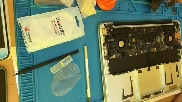 25092020 A1425 MBP 13 Early 2013 battery replacement смотреть онлайн