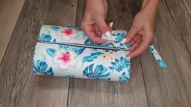 Делюсь подробным мастер-классом как сшить косметичку несложным способом) смотреть онлайн