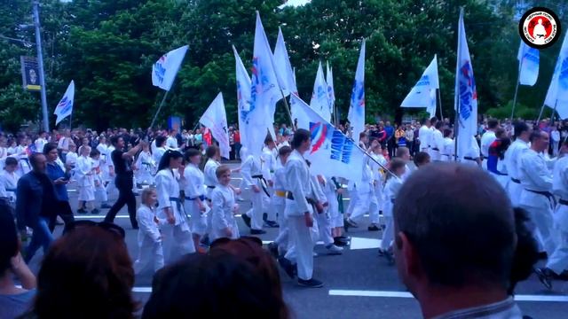 2015 05 11 День Республики Донецк Прохождение колонны каратистов в рядах спортсменов и общей коло смотреть онлайн
