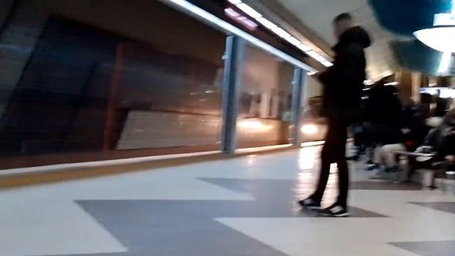 Софийското метро – станция "СУ "Св. Климент Охридски"" / Metro Sofia station Sofia university смотреть онлайн