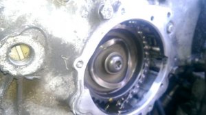 Мерседес спринтер 2.9тди причина перескока цепи грм! На ТНВД или как кроилово.приводит к пападалову