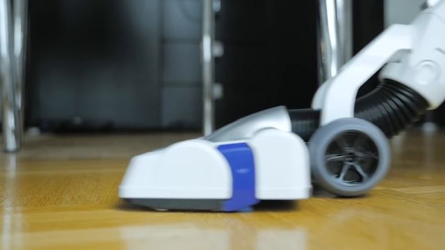 Ten odkurzacz się wygina. Co potrafi Tefal Air Force Flex 360? смотреть онлайн
