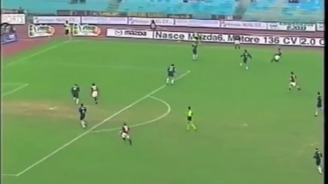 Batistuta ● Rare Plays, Dribbles & Skills (no Goals)