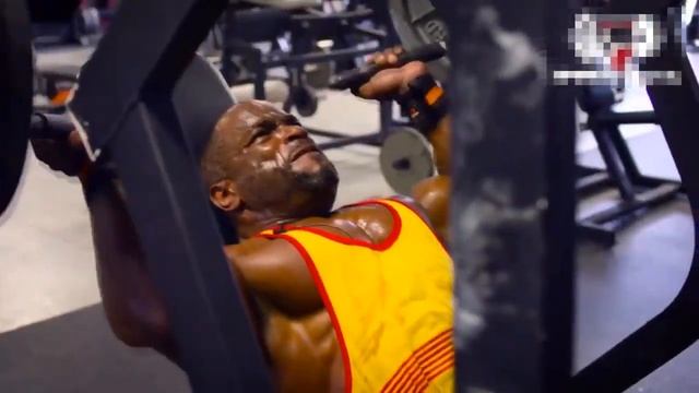 Джони Джексон, тренировка плеч смотреть онлайн