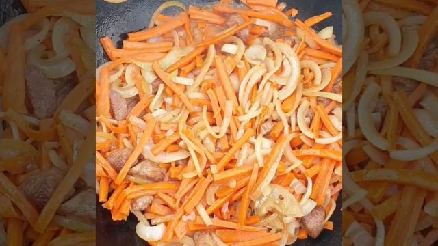плов с баранином мясом в Казане на костре смотреть онлайн