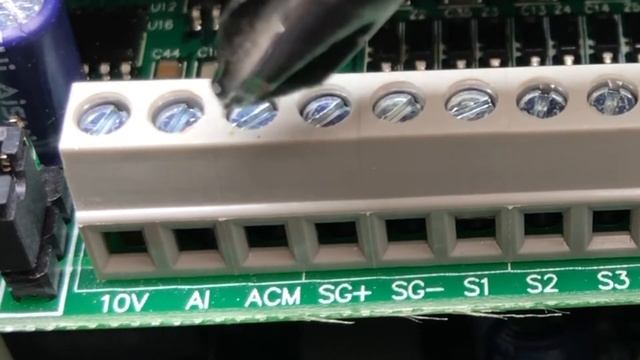 INNOVERT серия IPD - защищен от влаги и пыли благодаря корпусу IP65/IP54. Смотрите полный обзор. смотреть онлайн