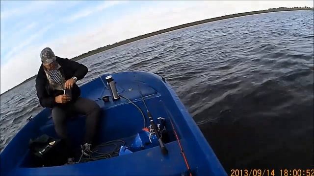 Обзор самой удобной рыбацкой лодки смотреть онлайн