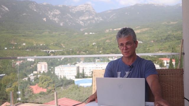 984 ФИОЛЕТОВАЯ КРАСКА НА ПАЛИТРЕ _ рисование. Короленков смотреть онлайн