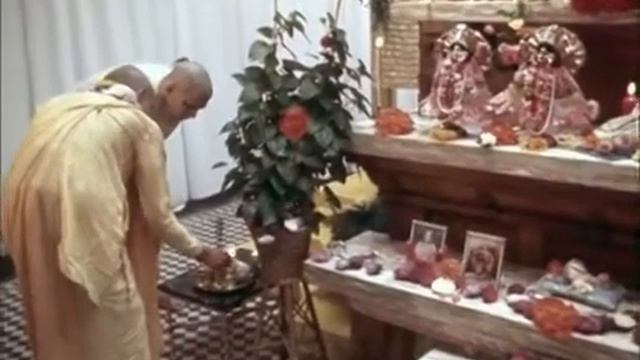 Шрила Прабхупада в Бхактиведанта Мейноре, август 1973 г. смотреть онлайн